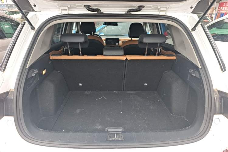 Used Geely Auto icon 2020 1.5TD i6 BSG Trunk
