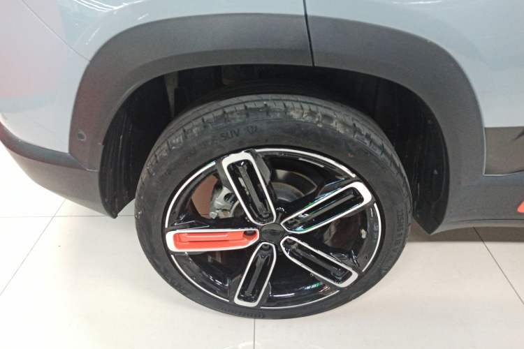 Used Geely Auto icon 2021 1.5TD Passionate Edition Right Rear Wheel Hub