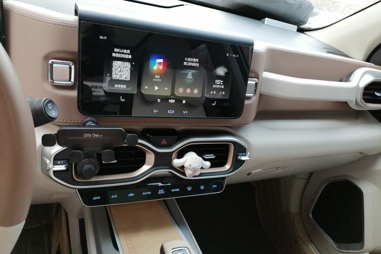 Used Geely Auto icon 2021 1.5TD Passionate Edition Audio And AC Panel
