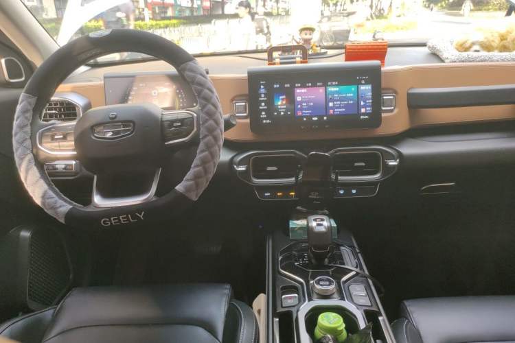 Used Geely Auto icon 2021 1.5TD Passionate Edition Center Console