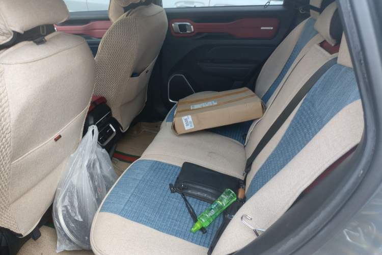 Used Geely Auto icon 2021 1.5TD Passionate Edition Left Rear Seat