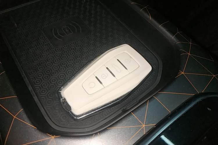 Used Geely Auto icon 2021 1.5TD Passionate Edition Vehicle Key