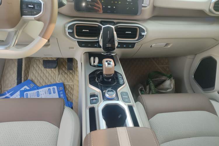 Used Geely Auto icon 2022 1.5TD Qingyuan Limited Edition Gear Lever