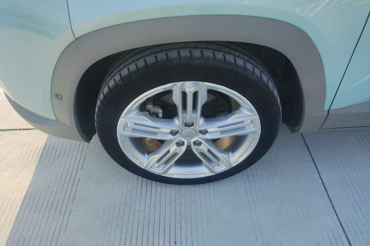 Used Geely Auto icon 2022 1.5TD Qingyuan Limited Edition Left Front Wheel Hub