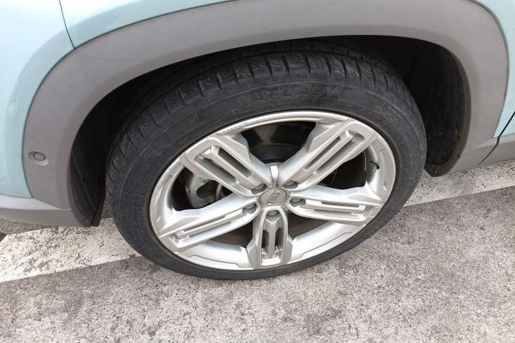 Used Geely Auto icon 2022 1.5TD Qingyuan Limited Edition Left Front Wheel Hub