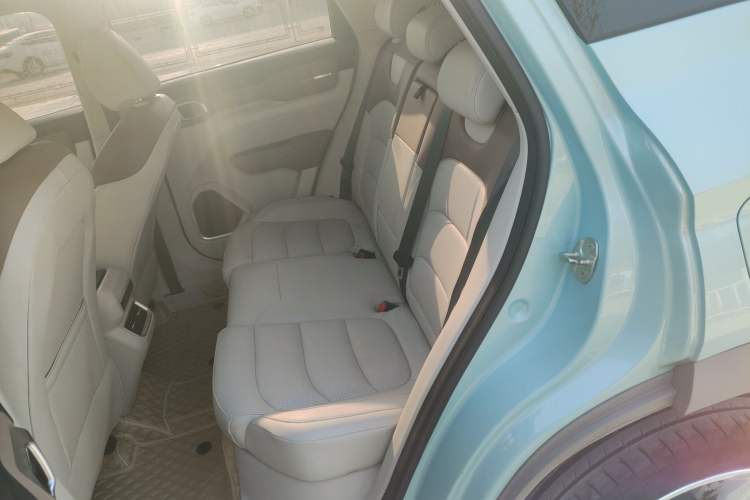 Used Geely Auto icon 2022 1.5TD Qingyuan Limited Edition Left Rear Seat