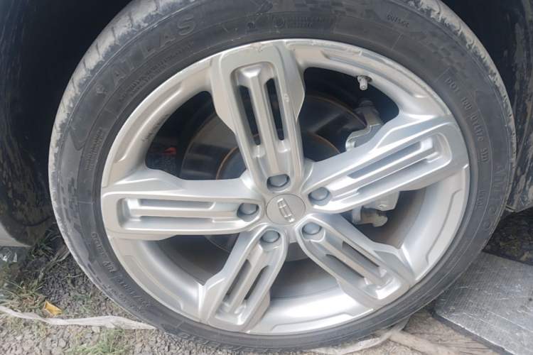 Used Geely Auto icon 2022 1.5TD Qingyuan Limited Edition Right Front Wheel Hub