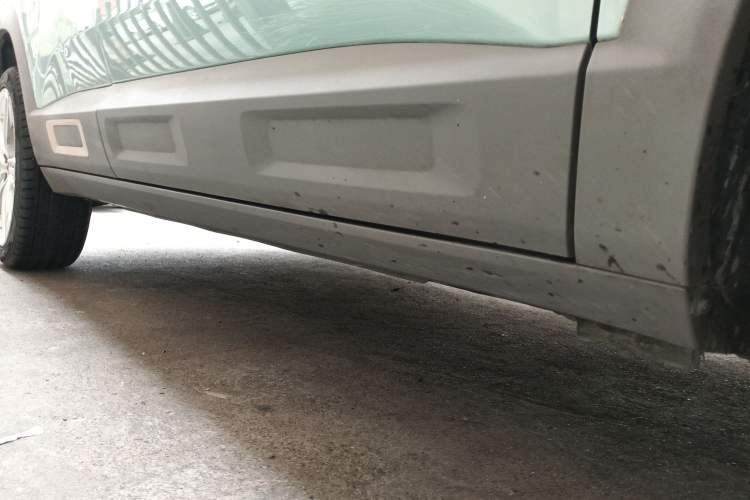 Used Geely Auto icon 2022 1.5TD Qingyuan Limited Edition Right Side Sill