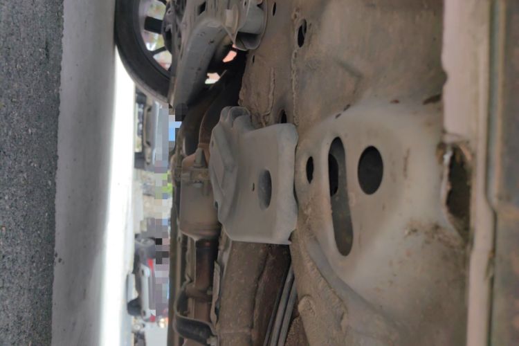 Used Geely Auto icon 2022 1.5TD Qingyuan Limited Edition Chassis Front Left