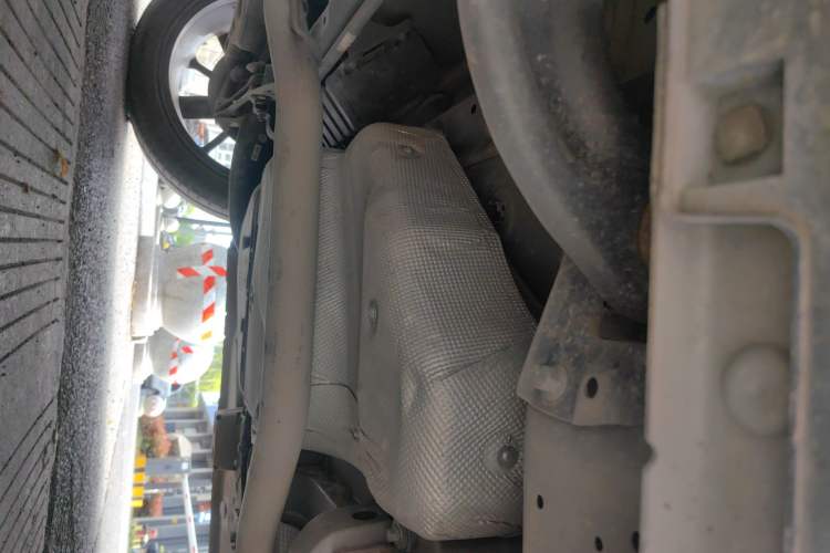 Used Geely Auto icon 2022 1.5TD Qingyuan Limited Edition Chassis Rear Right