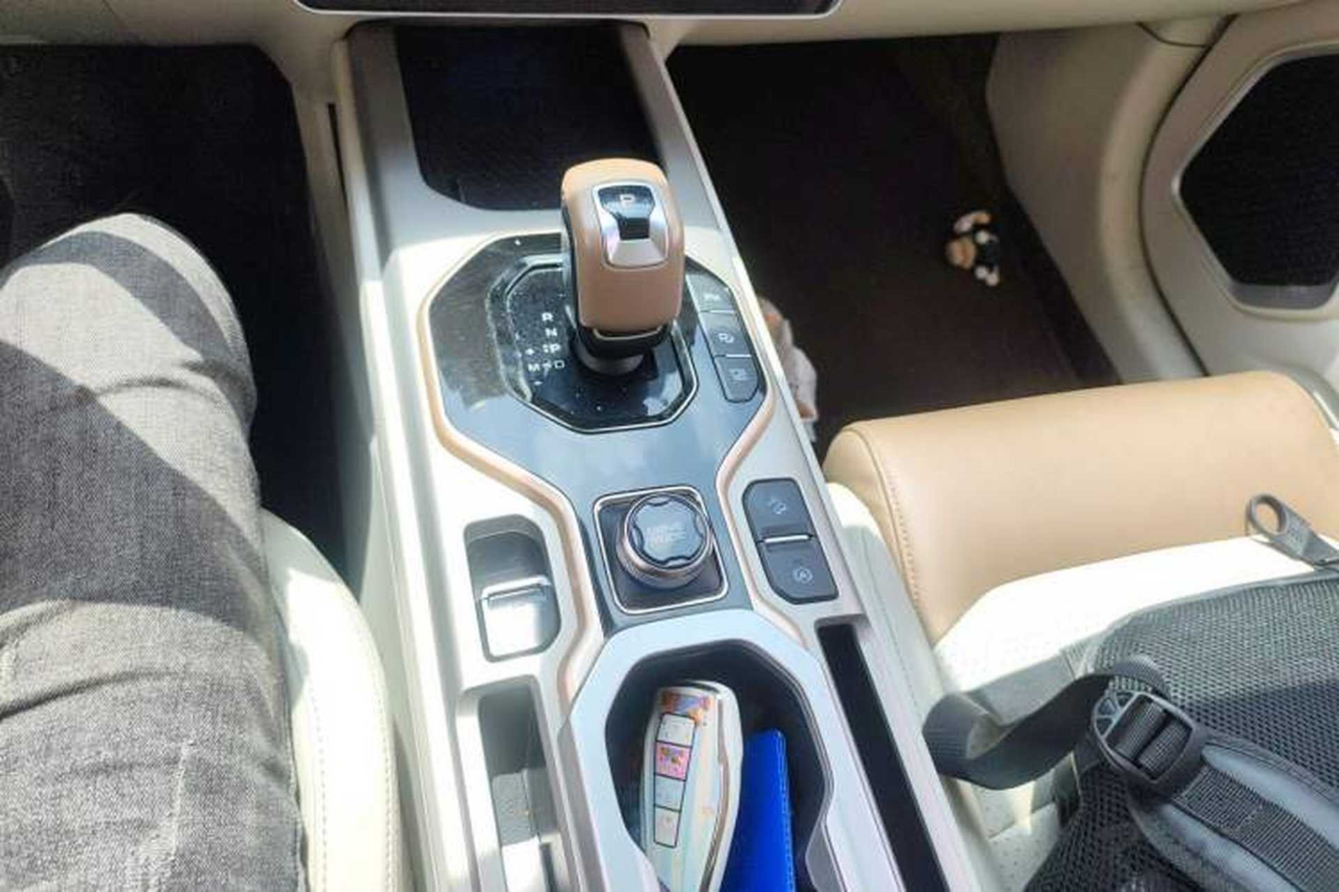 Used Geely Auto icon 2022 1.5TD Qingyuan Limited Edition Gear Lever