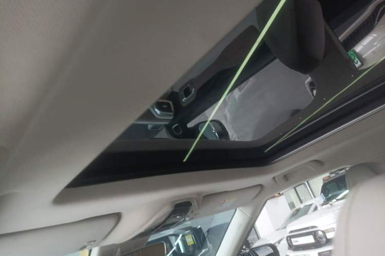 Used Geely Auto icon 2022 1.5TD Qingyuan Limited Edition Headliner