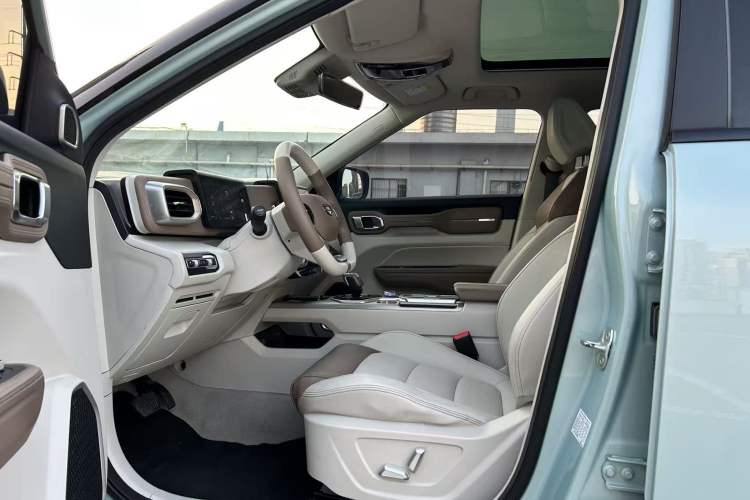 Used Geely Auto icon 2022 1.5TD Qingyuan Limited Edition Interior 4