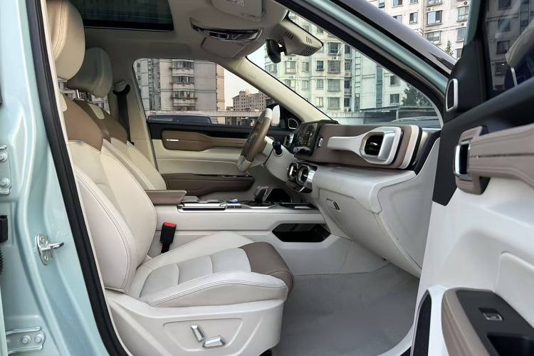 Used Geely Auto icon 2022 1.5TD Qingyuan Limited Edition Interior 8