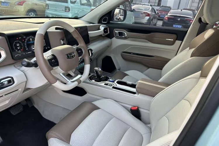 Used Geely Auto icon 2022 1.5TD Qingyuan Limited Edition Left Front Seat