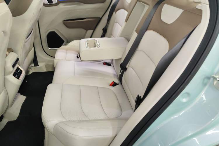 Used Geely Auto icon 2022 1.5TD Qingyuan Limited Edition Left Rear Seat