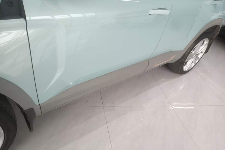 Used Geely Auto icon 2022 1.5TD Qingyuan Limited Edition Left Side Sill
