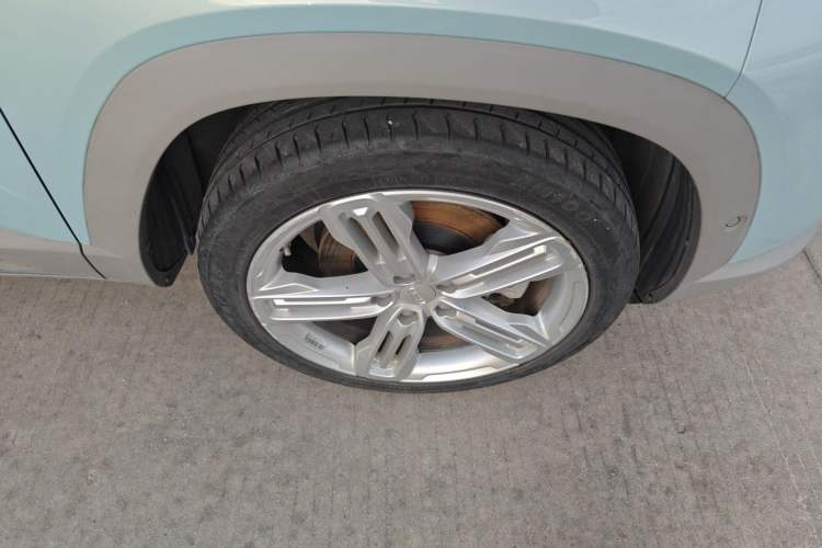 Used Geely Auto icon 2022 1.5TD Qingyuan Limited Edition Right Front Wheel Hub