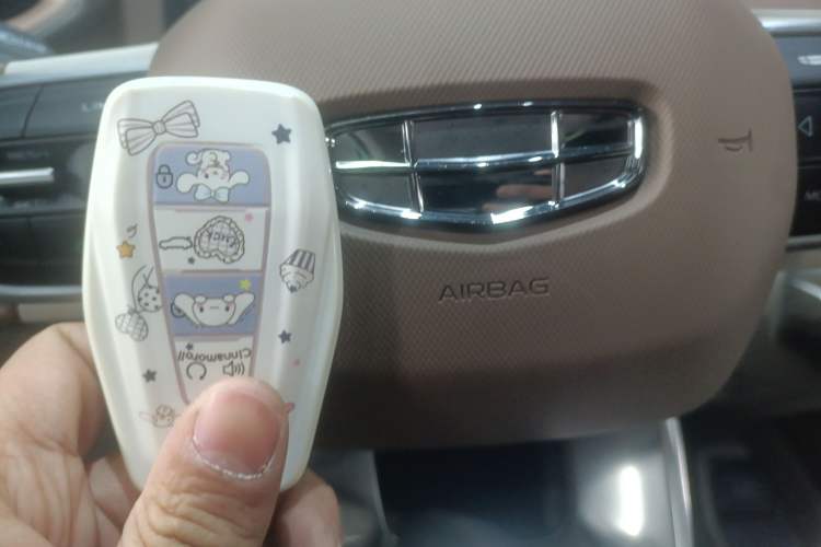 Used Geely Auto icon 2022 1.5TD Qingyuan Limited Edition Vehicle Key