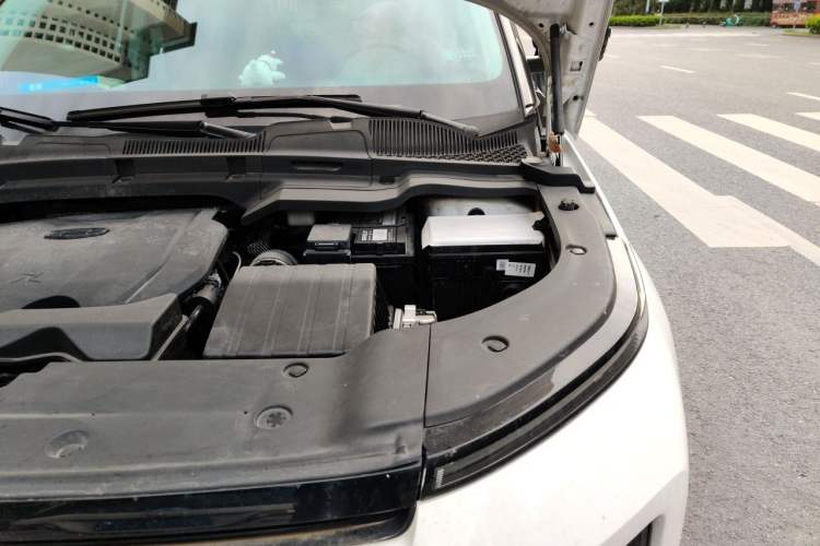 Used Geely Auto icon 2022 1.5TD Qingyuan Limited Edition Engine Bay Left