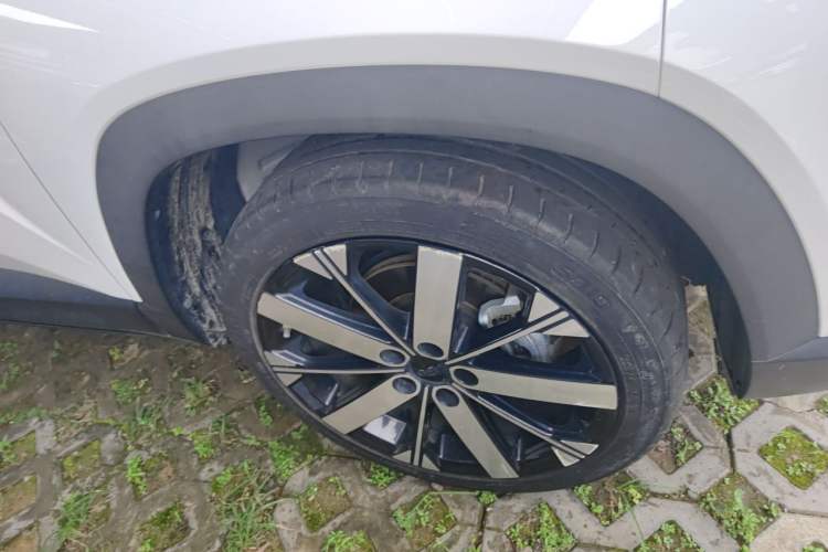 Used Geely Auto icon 2022 1.5TD Qingyuan Limited Edition Right Front Wheel Hub