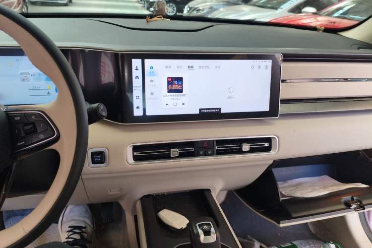 Used Geely Auto icon 2023 1.5TD Chocolate Smoothie Edition Audio And AC Panel