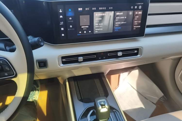 Used Geely Auto icon 2023 1.5TD Chocolate Smoothie Edition Audio And AC Panel