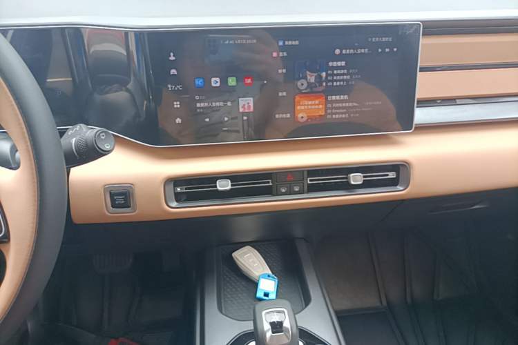 Used Geely Auto icon 2023 1.5TD Chocolate Luxe Edition Audio And AC Panel