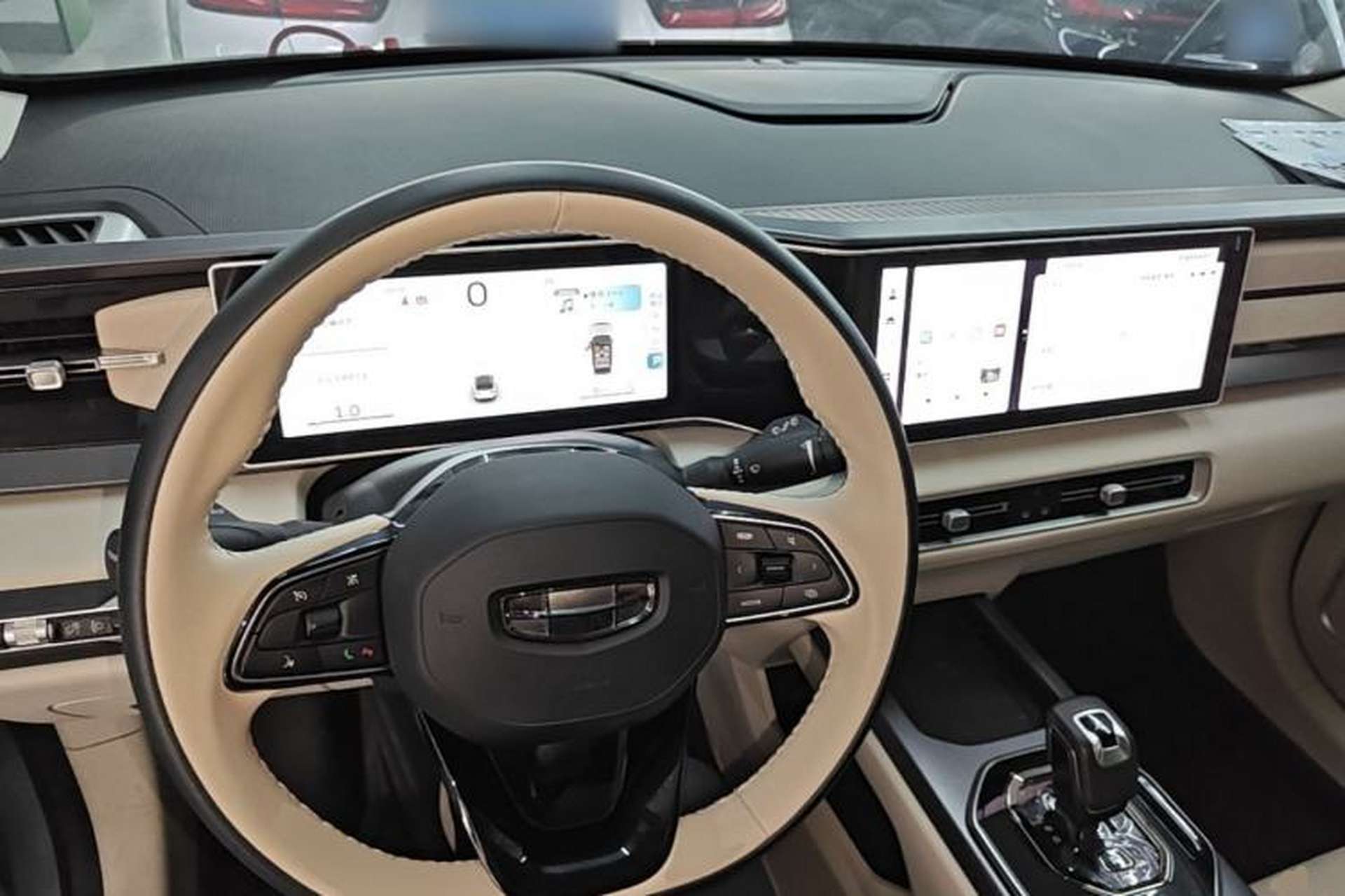 Used Geely Auto icon 2023 1.5TD Chocolate Smoothie Edition Center Console
