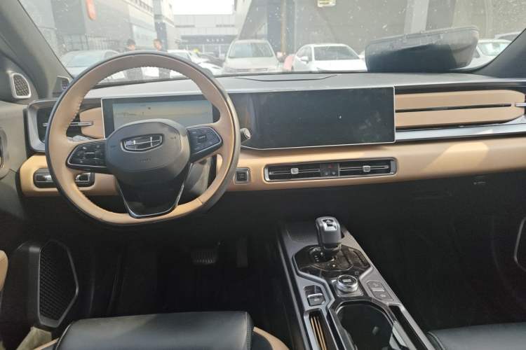 Used Geely Auto icon 2023 1.5TD Chocolate Luxe Edition Center Console