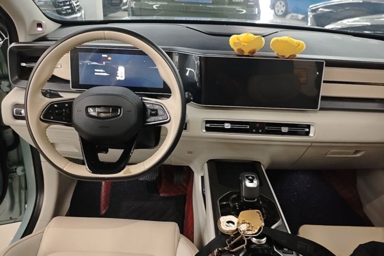 Used Geely Auto icon 2023 1.5TD Chocolate Luxe Edition Center Console