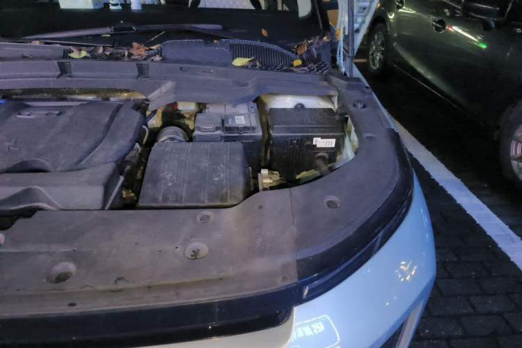 Used Geely Auto icon 2023 1.5TD Chocolate Smoothie Edition Engine Bay Left