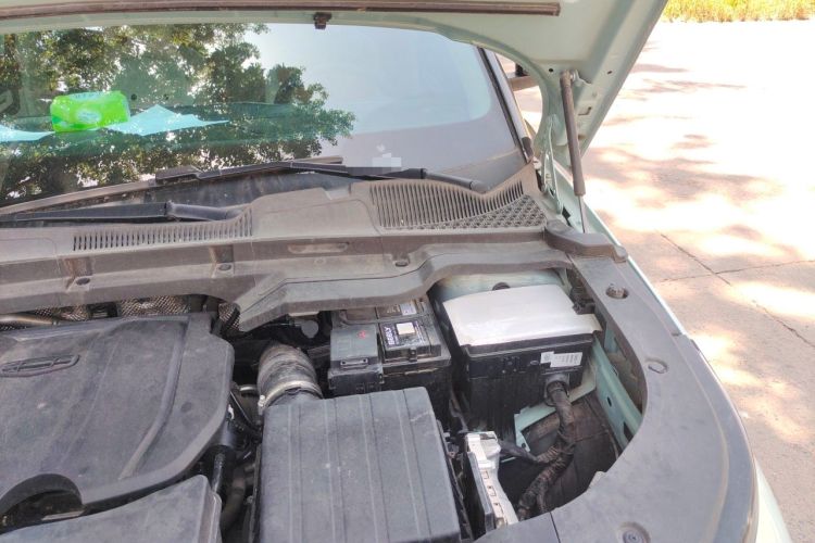 Used Geely Auto icon 2023 1.5TD Chocolate Smoothie Edition Engine Bay Left
