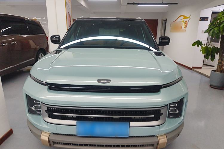Used Geely Auto icon 2023 1.5TD Chocolate Smoothie Edition Front