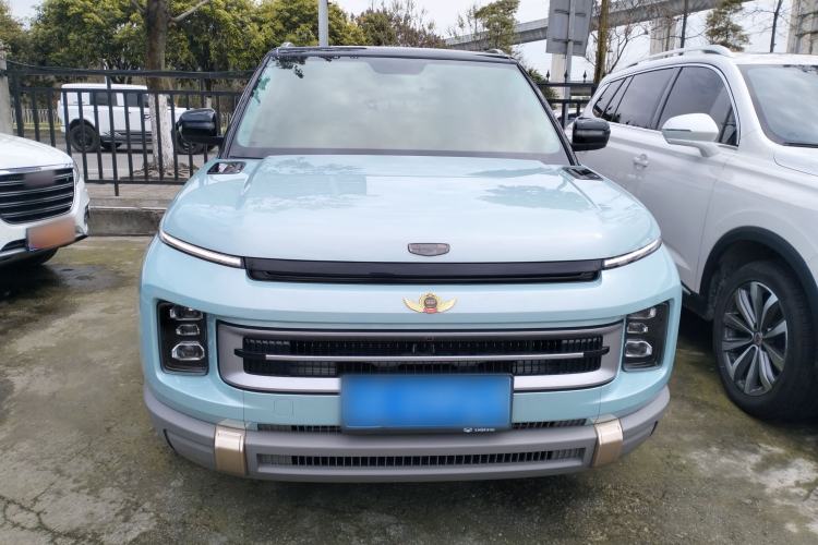 Used Geely Auto icon 2023 1.5TD Chocolate Smoothie Edition Front