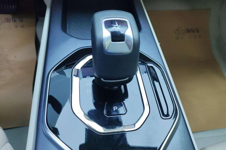 Used Geely Auto icon 2023 1.5TD Chocolate Luxe Edition Gear Lever