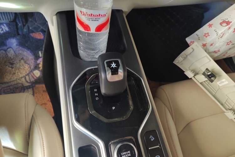 Used Geely Auto icon 2023 1.5TD Chocolate Smoothie Edition Gear Lever