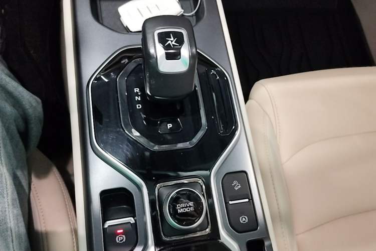 Used Geely Auto icon 2023 1.5TD Chocolate Smoothie Edition Gear Lever