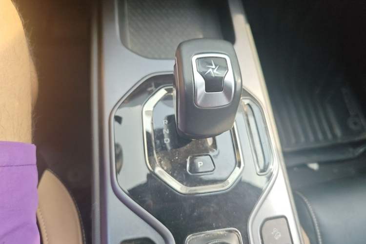 Used Geely Auto icon 2023 1.5TD Chocolate Luxe Edition Gear Lever
