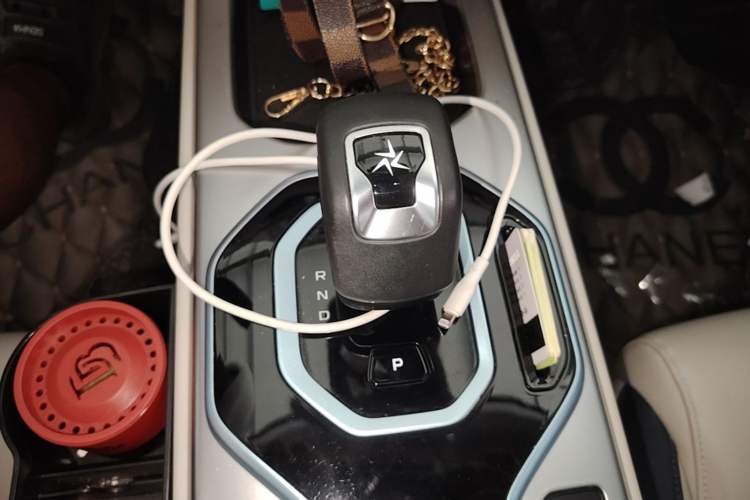 Used Geely Auto icon 2023 1.5TD Star Player Gear Lever