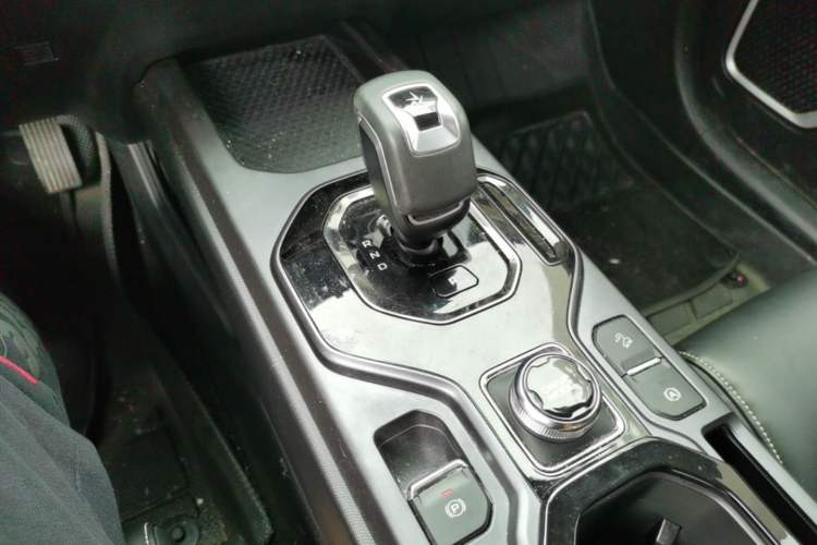 Used Geely Auto icon 2023 1.5TD Chocolate Luxe Edition Gear Lever