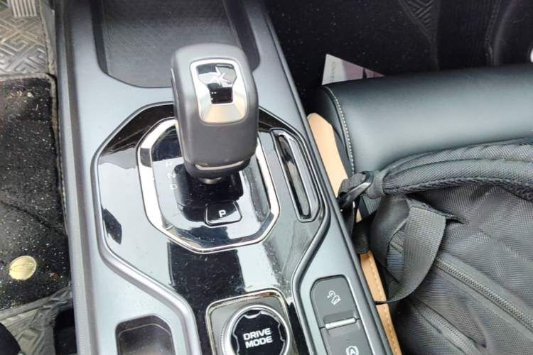 Used Geely Auto icon 2023 1.5TD Chocolate Luxe Edition Gear Lever