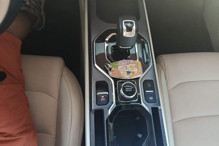 Used Geely Auto icon 2023 1.5TD Chocolate Smoothie Edition Gear Lever