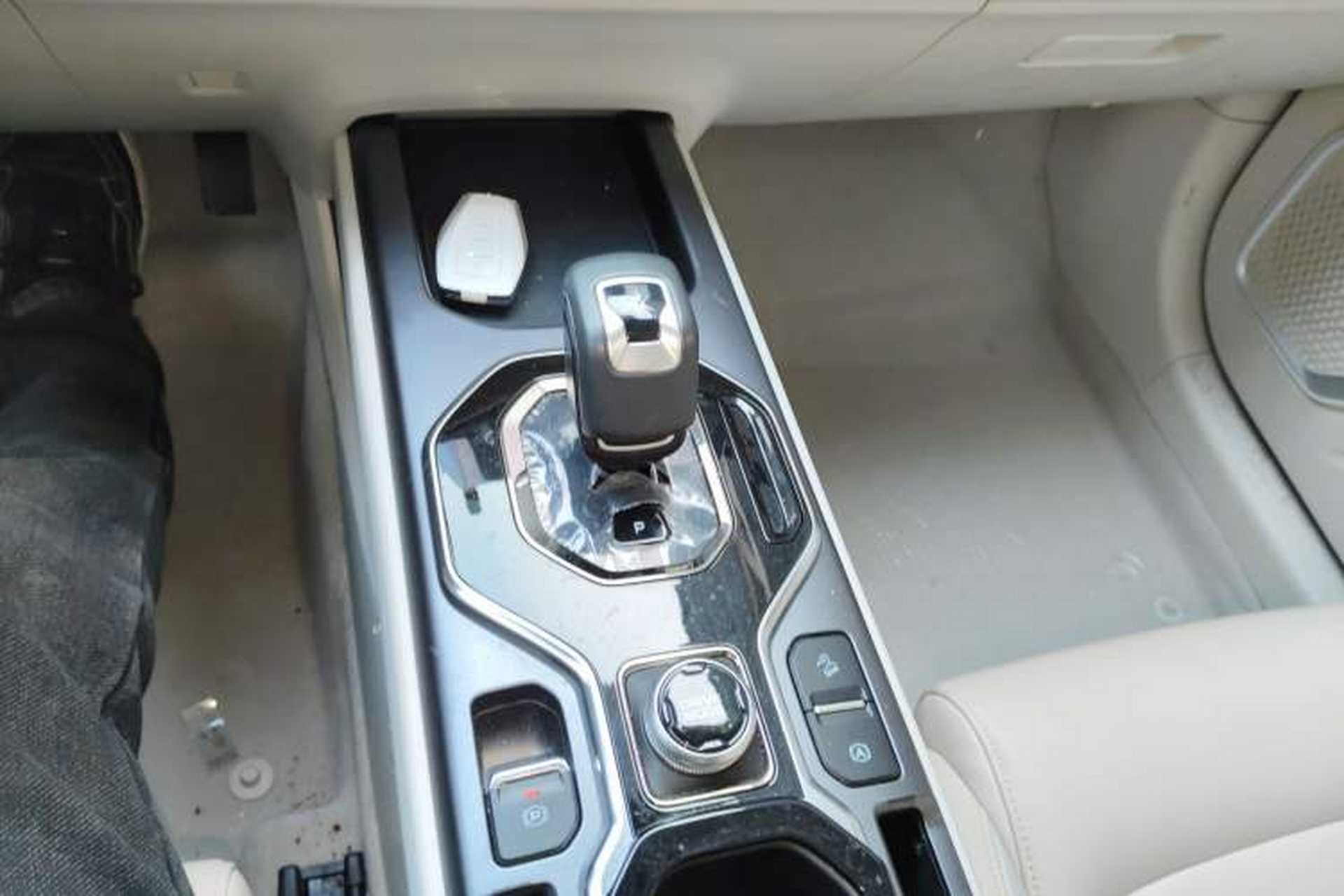 Used Geely Auto icon 2023 1.5TD Chocolate Smoothie Edition Gear Lever