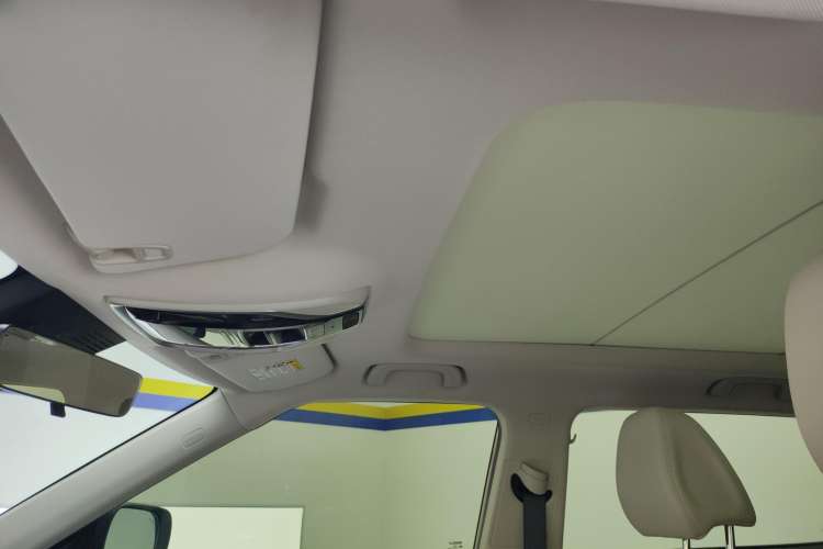 Used Geely Auto icon 2023 1.5TD Chocolate Luxe Edition Headliner