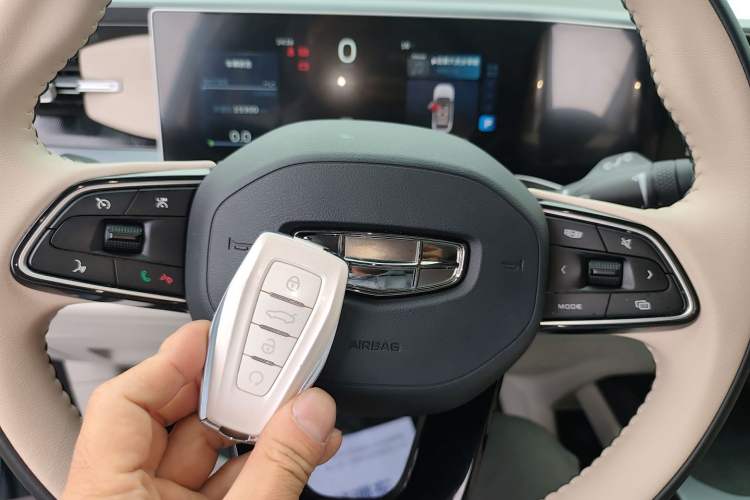 Used Geely Auto icon 2023 1.5TD Chocolate Smoothie Edition Interior 1