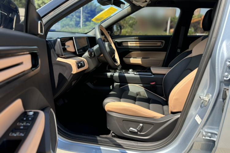Used Geely Auto icon 2023 1.5TD Star Player Interior 1