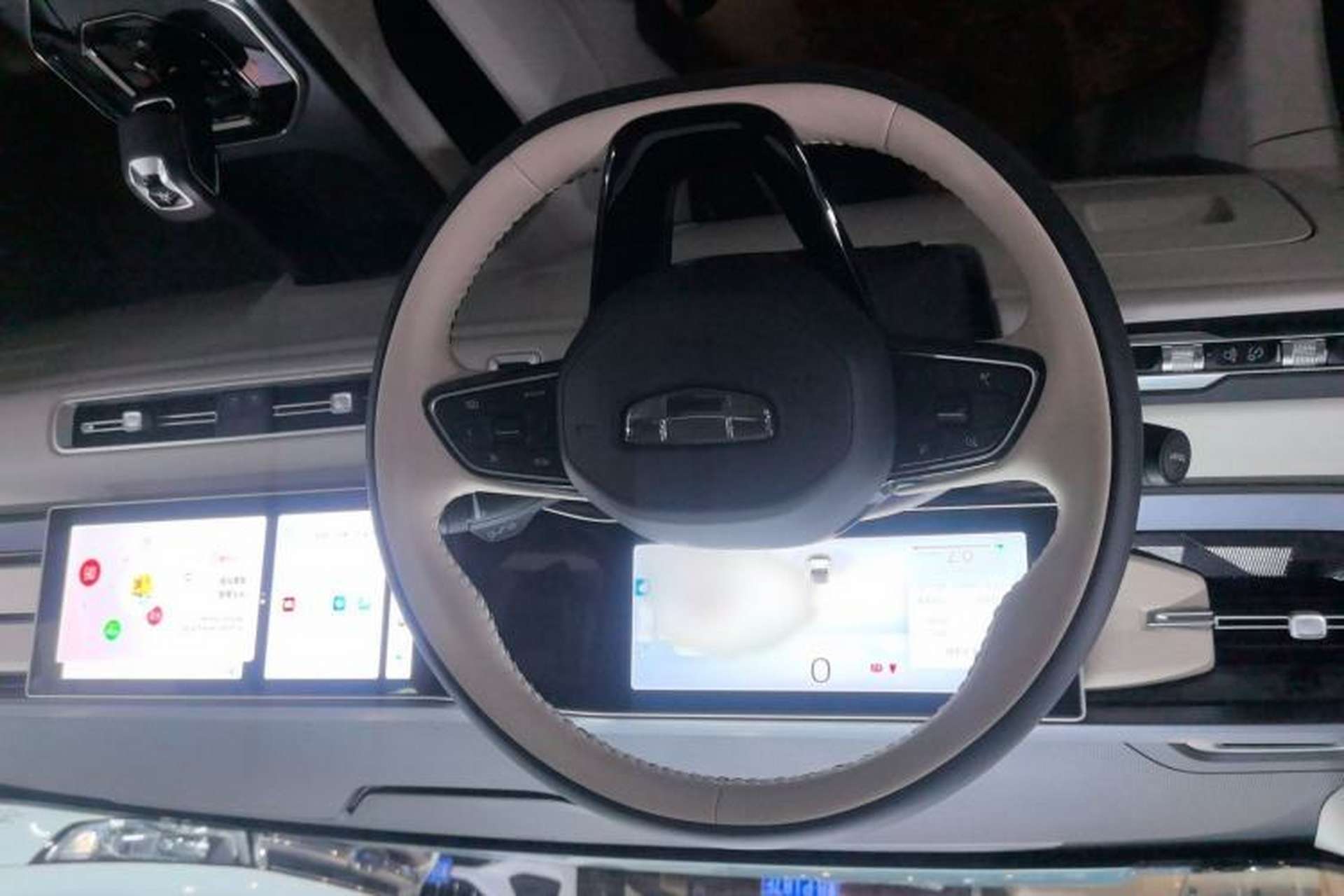 Used Geely Auto icon 2023 1.5TD Chocolate Smoothie Edition Interior 2