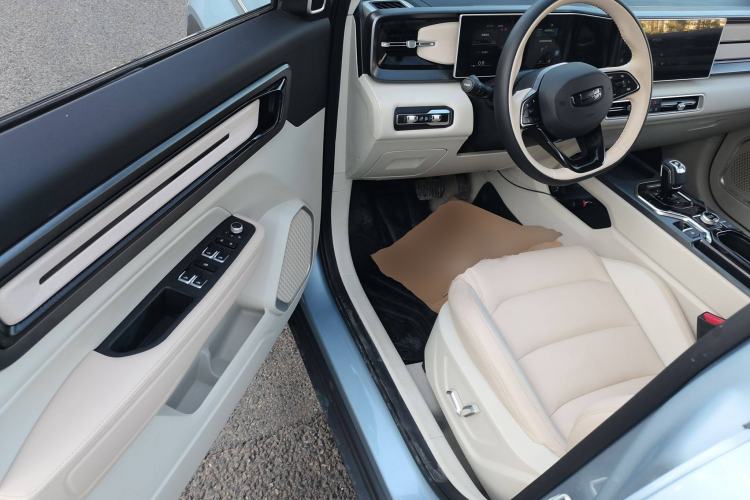 Used Geely Auto icon 2023 1.5TD Chocolate Smoothie Edition Interior 3