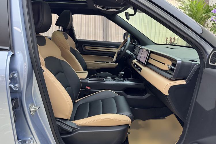 Used Geely Auto icon 2023 1.5TD Chocolate Smoothie Edition Interior 4